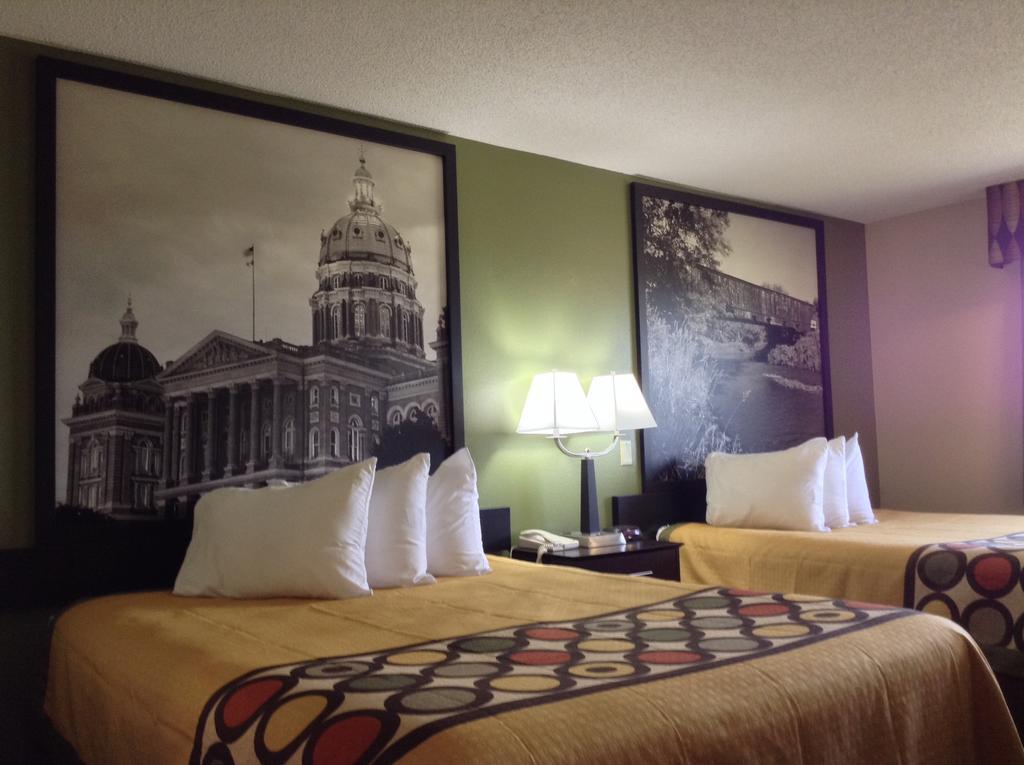 Super 8 By Wyndham Grinnell Ia Phòng bức ảnh